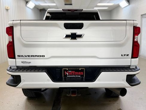 Used 2022 Chevrolet Silverado 2500 LTZ w/ LTZ Plus Package AWD/4WD image 10