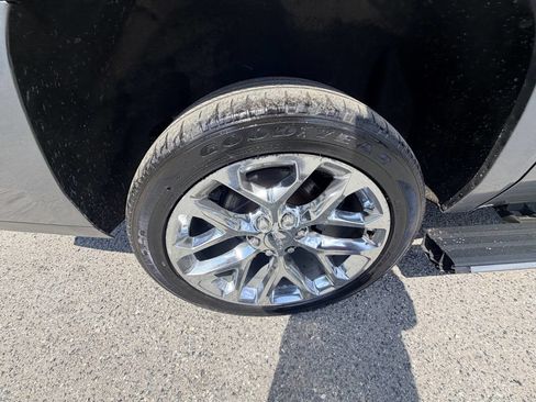 Used 2019 GMC Yukon XL Denali w/ Denali Ultimate Package AWD/4WD image 56