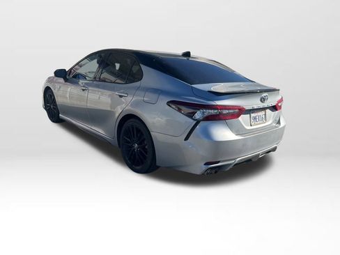 Used 2022 Toyota Camry XSE image 8