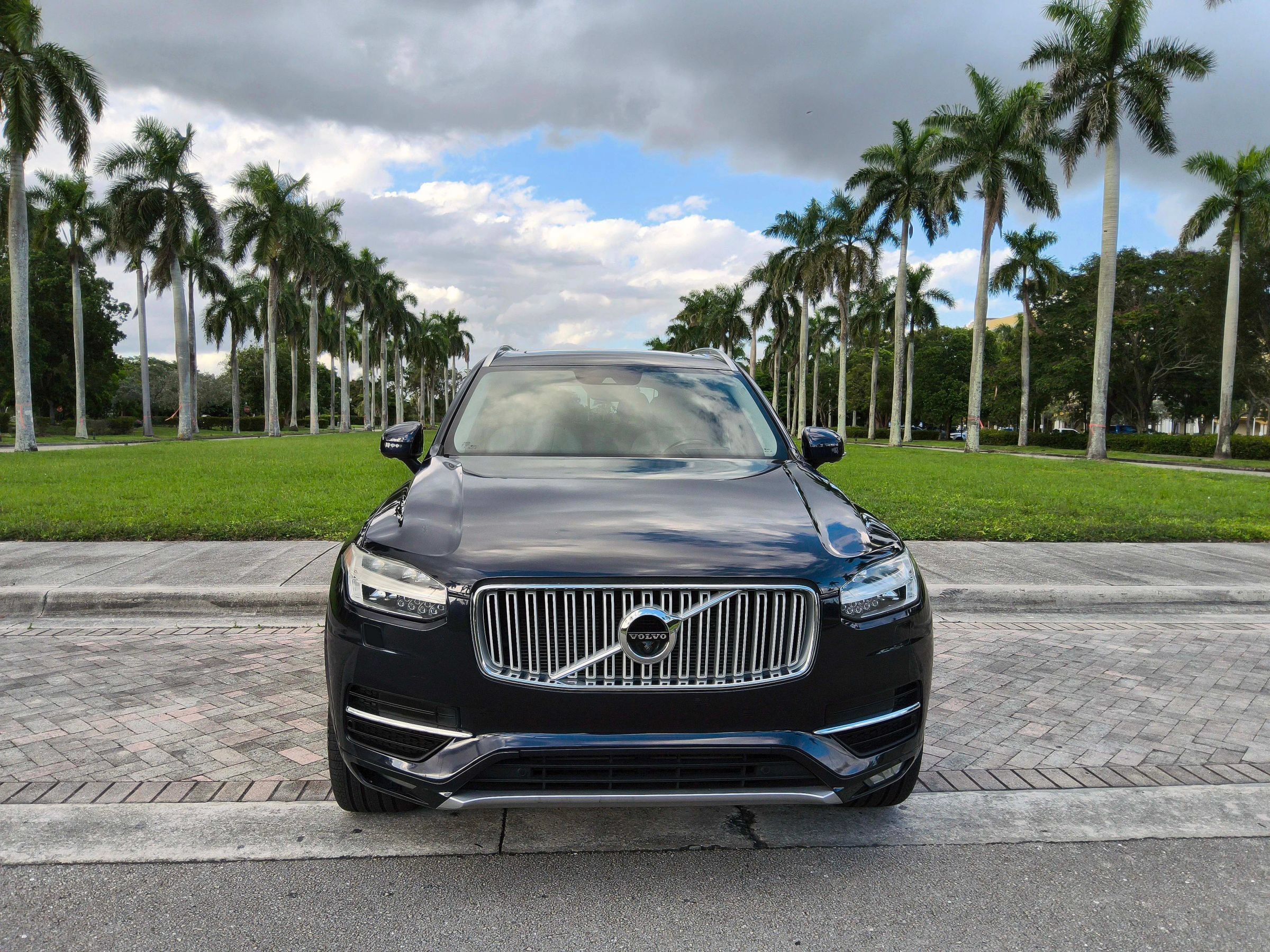 Used 2019 Volvo XC90 T6 Inscription w/ Advanced Package AWD/4WD image 2