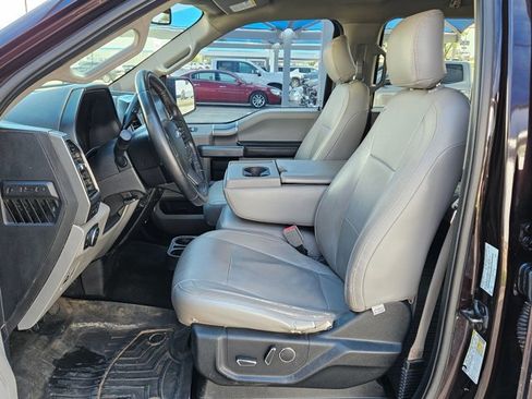 Used 2018 Ford F150 XLT w/ Equipment Group 302A Luxury image 15