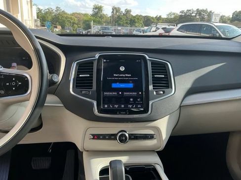 Certified 2024 Volvo XC90 B5 Core w/ Protection Package Premier AWD/4WD image 16