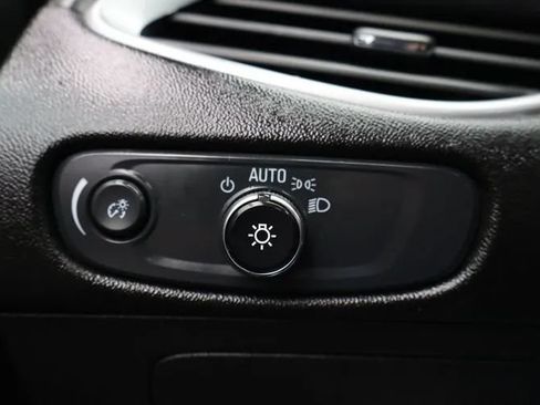Used 2024 Chevrolet Malibu LT FWD image 22