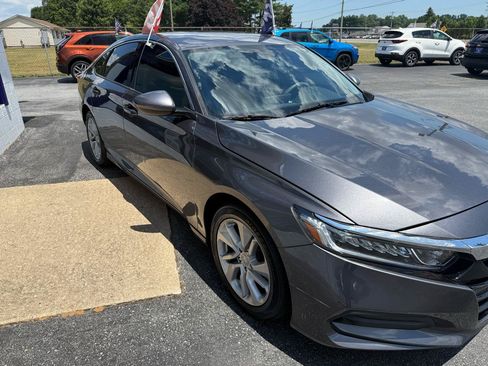 Used 2020 Honda Accord LX image 5