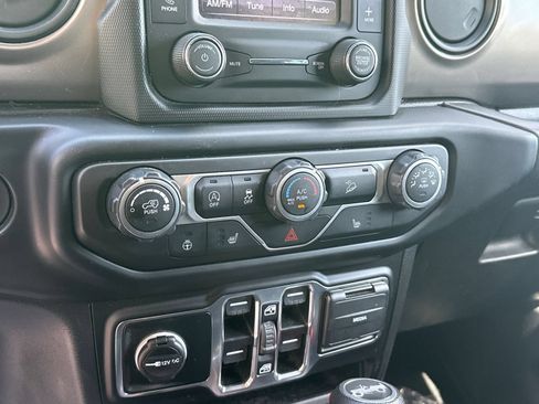 Used 2019 Jeep Wrangler Unlimited Sport S AWD/4WD image 31