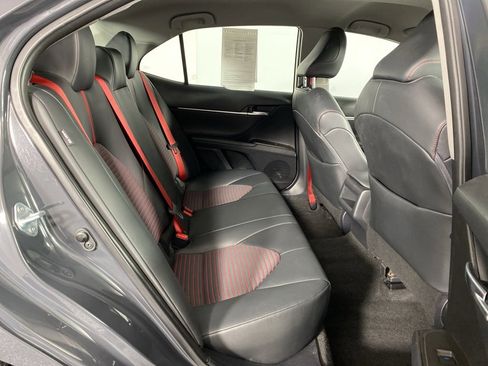 Used 2023 Toyota Camry XSE image 4