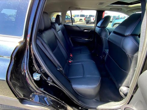 Used 2024 Toyota Corolla Cross XLE w/ Convenience Package image 20