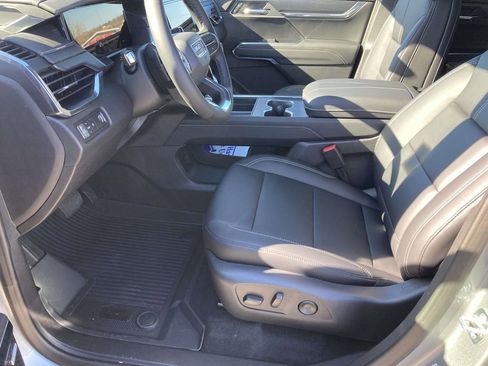 New 2026 GMC Acadia Elevation w/ Black Edition FWD image 18