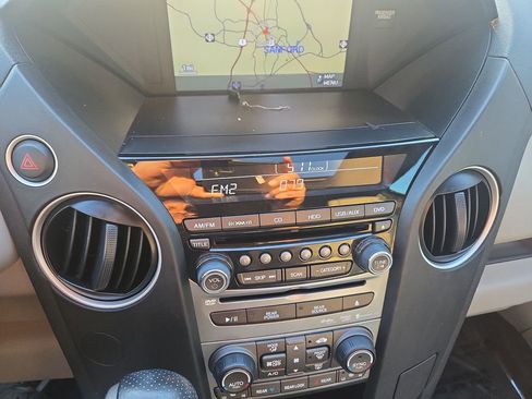 Used 2012 Honda Pilot Touring image 19