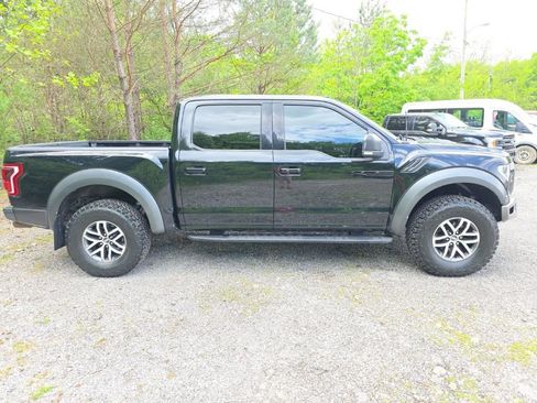 Used 2018 Ford F150 Raptor w/ Equipment Group 802A Luxury AWD/4WD image 2