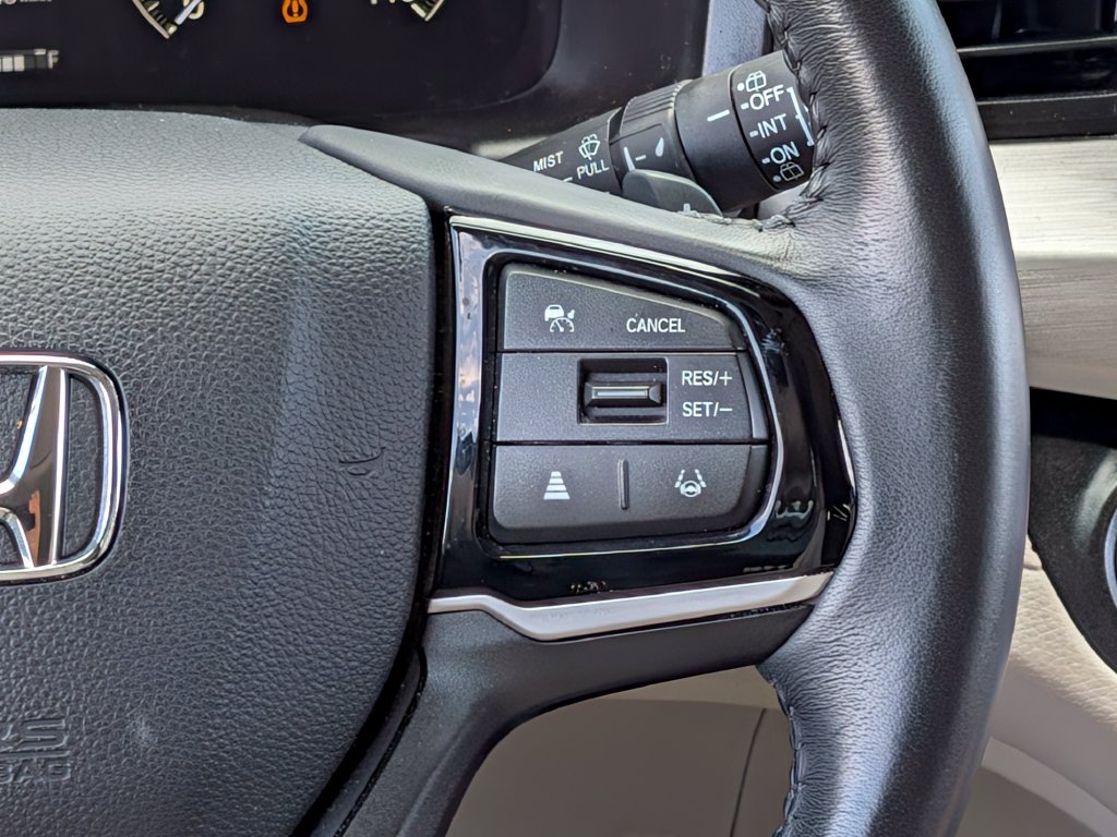 Used 2025 Honda Odyssey EX-L image 27