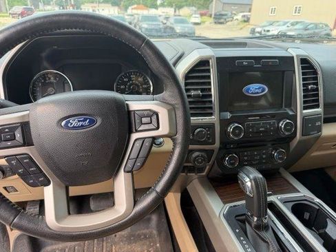 Used 2017 Ford F150 Lariat AWD/4WD image 7