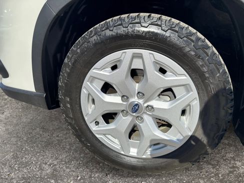 Used 2023 Subaru Forester image 12