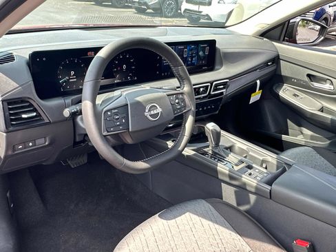 New 2026 Nissan Sentra SV w/ SV Convenience Package FWD image 27
