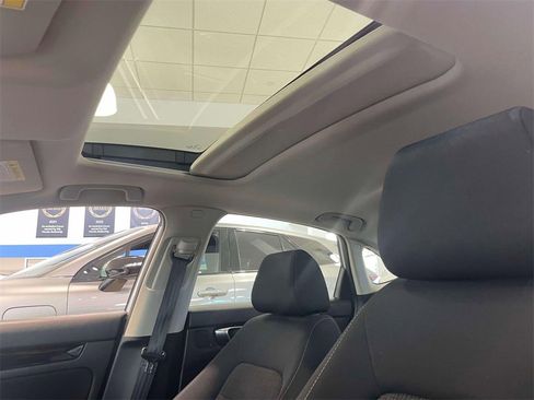 Certified 2023 Honda Civic EX image 17