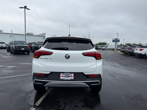 Used 2022 Buick Encore GX Select FWD image 7