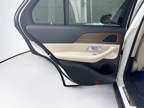 Certified 2025 Mercedes-Benz GLE 350 4MATIC image 26