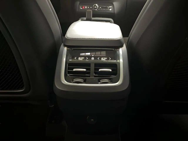 Used 2025 Volvo XC90 B5 Core AWD/4WD image 51