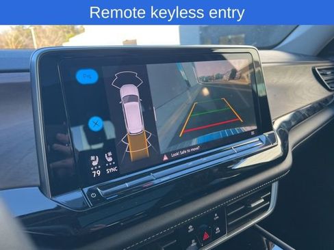 Used 2024 Volkswagen Atlas SE image 7