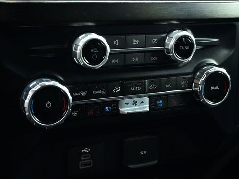 Used 2023 Ford F250 Lariat w/ Sport Appearance Package image 22