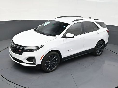 Used 2022 Chevrolet Equinox RS image 13