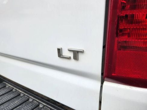 Used 2024 Chevrolet Silverado 2500 LT AWD/4WD image 10