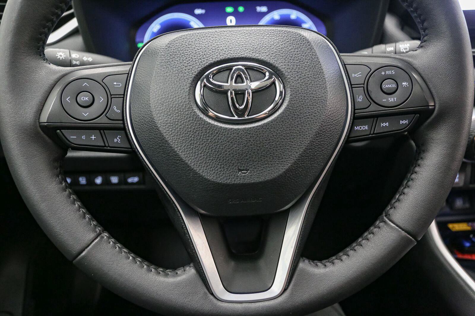 Used 2023 Toyota RAV4 XSE AWD/4WD image 35