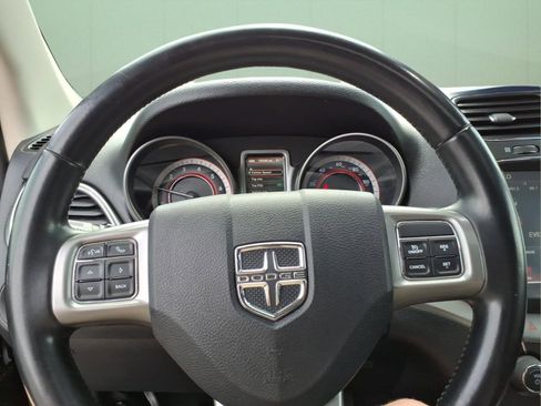 Used 2020 Dodge Journey Crossroad FWD image 22