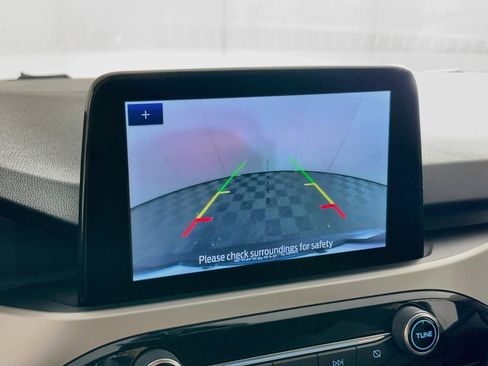 Used 2020 Ford Escape SE FWD image 22