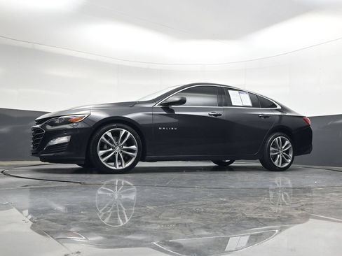 Used 2022 Chevrolet Malibu LT FWD image 32