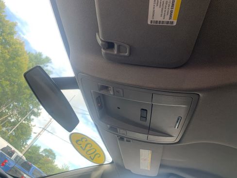 Used 2023 Ford F150 image 23