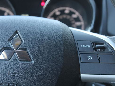 Used 2024 Mitsubishi Outlander Sport ES AWD/4WD image 35