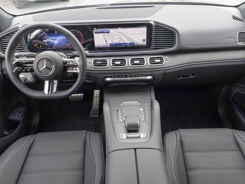 New 2026 Mercedes-Benz GLS 450 4MATIC image 23