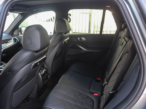 Used 2026 BMW X5 sDrive40i w/ Premium Package RWD image 18