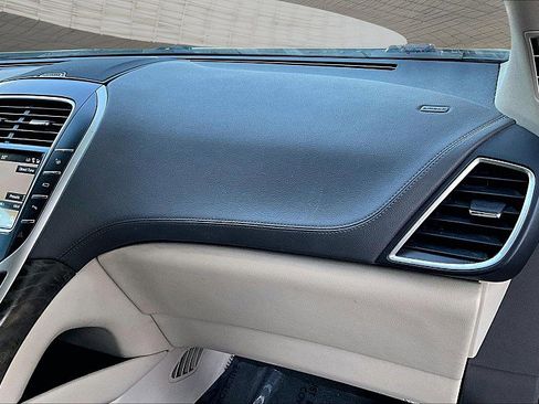 Used 2016 Lincoln MKX Reserve w/ Technology Package FWD image 15