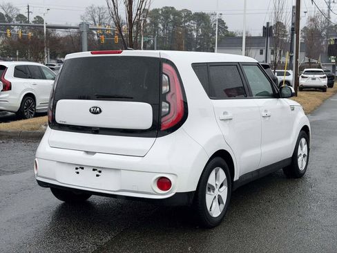 Used 2016 Kia Soul EV image 20