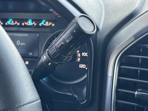 Used 2019 Ford F150 XLT w/ Equipment Group 302A Luxury AWD/4WD image 22