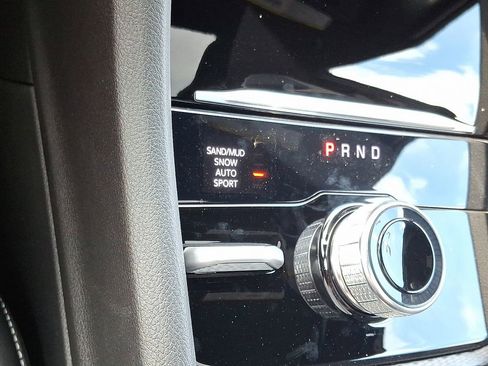 New 2025 Jeep Grand Cherokee Limited w/ Black Appearance Package image 18