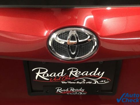 Used 2018 Toyota RAV4 XLE image 14