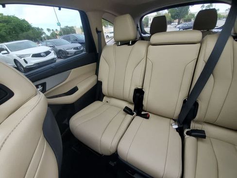Used 2024 Acura MDX w/ Technology Package FWD image 12