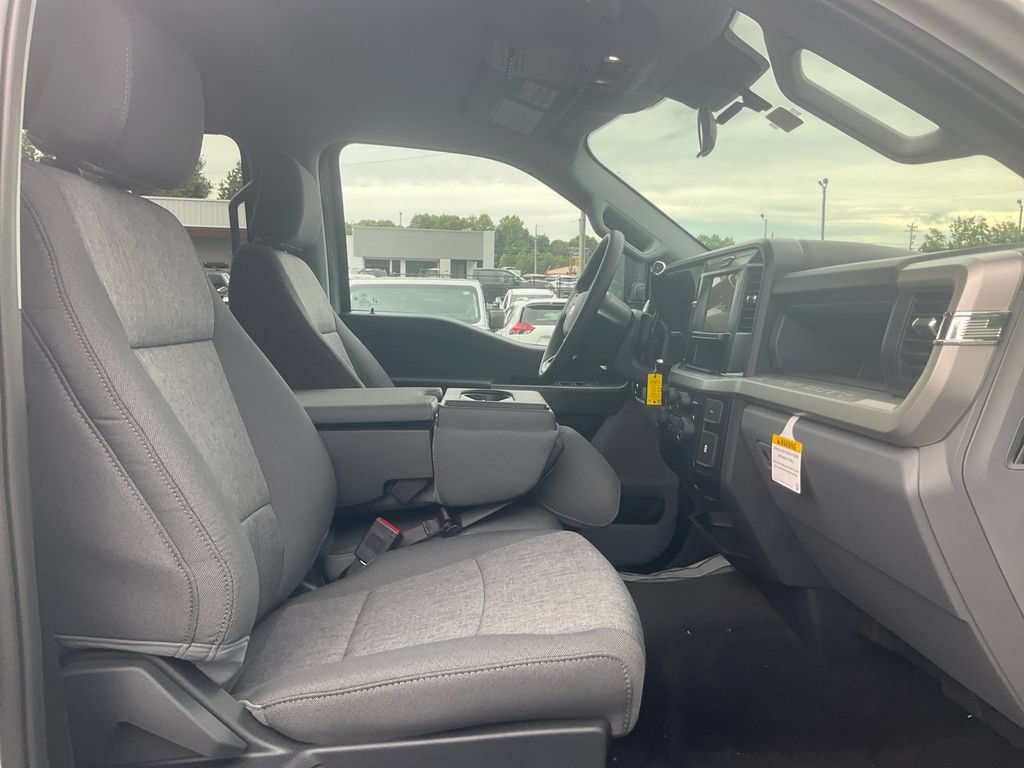New 2026 Ford F250 XL w/ STX Appearance Package AWD/4WD image 12