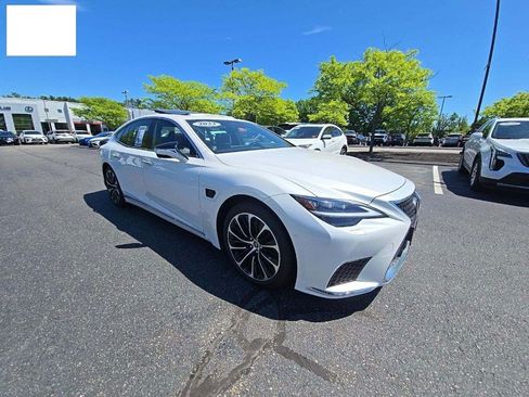 Used 2023 Lexus LS 500h AWD w/ Luxury Package image 8