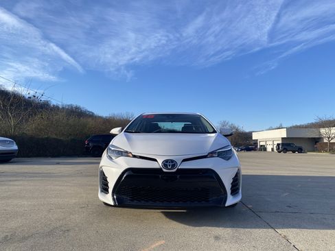 Used 2018 Toyota Corolla SE image 30