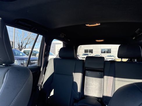 Used 2023 Lexus GX 460 Premium image 12