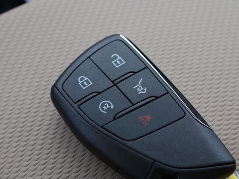 New 2026 Chevrolet Equinox ACTIV w/ Convenience Package III image 15