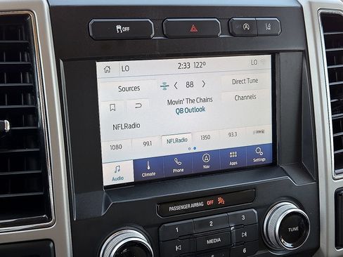 Used 2020 Ford F150 Lariat w/ Equipment Group 502A Luxury RWD image 19