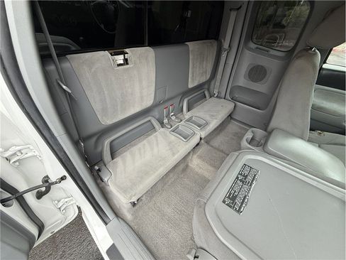 Used 2006 Toyota Tacoma 2WD Access Cab image 19