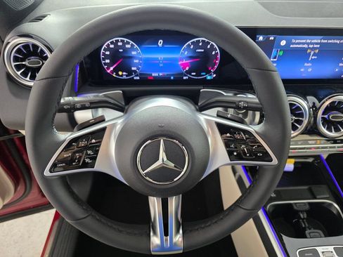 New 2026 Mercedes-Benz GLB 250 image 13