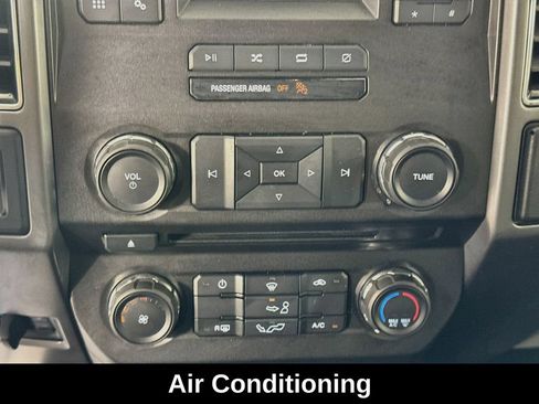 Used 2018 Ford F150 XLT w/ Equipment Group 301A Mid RWD image 18