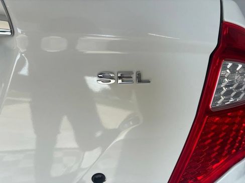 Used 2010 Ford Fusion SEL FWD image 22